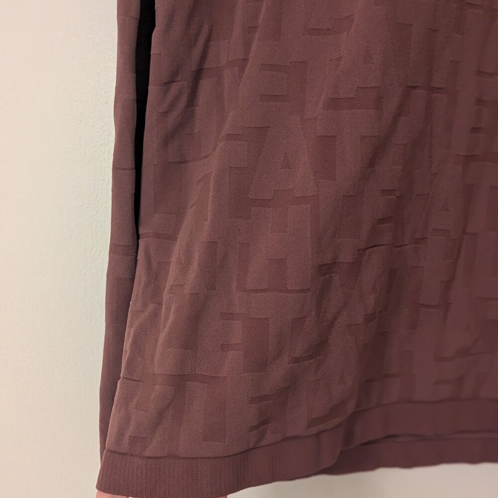 Athleta Momentum Monogram Seamless Long Sleeve Top Brown Size L - Picture 8 of 8